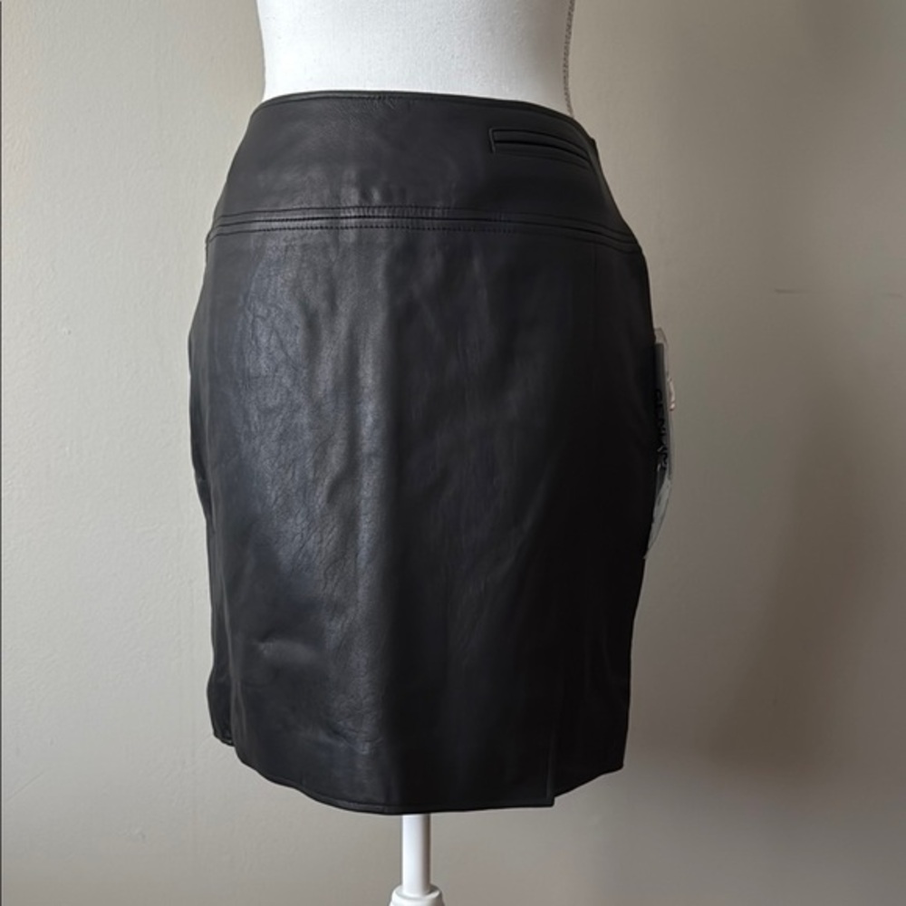 NWT/VINTAGE Paradox 100% Leather Mini Skirt SZ 4